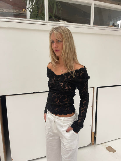 Bodil long sleeve lace blouse - Black