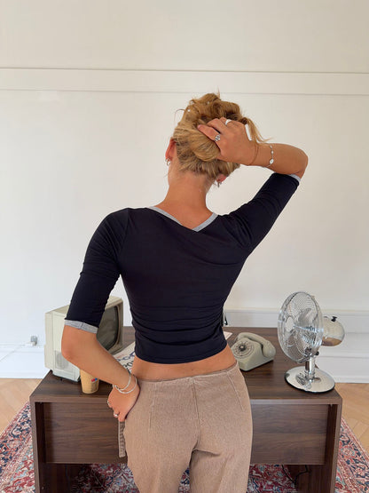Theana blouse with three-quarter sleeves – Navy