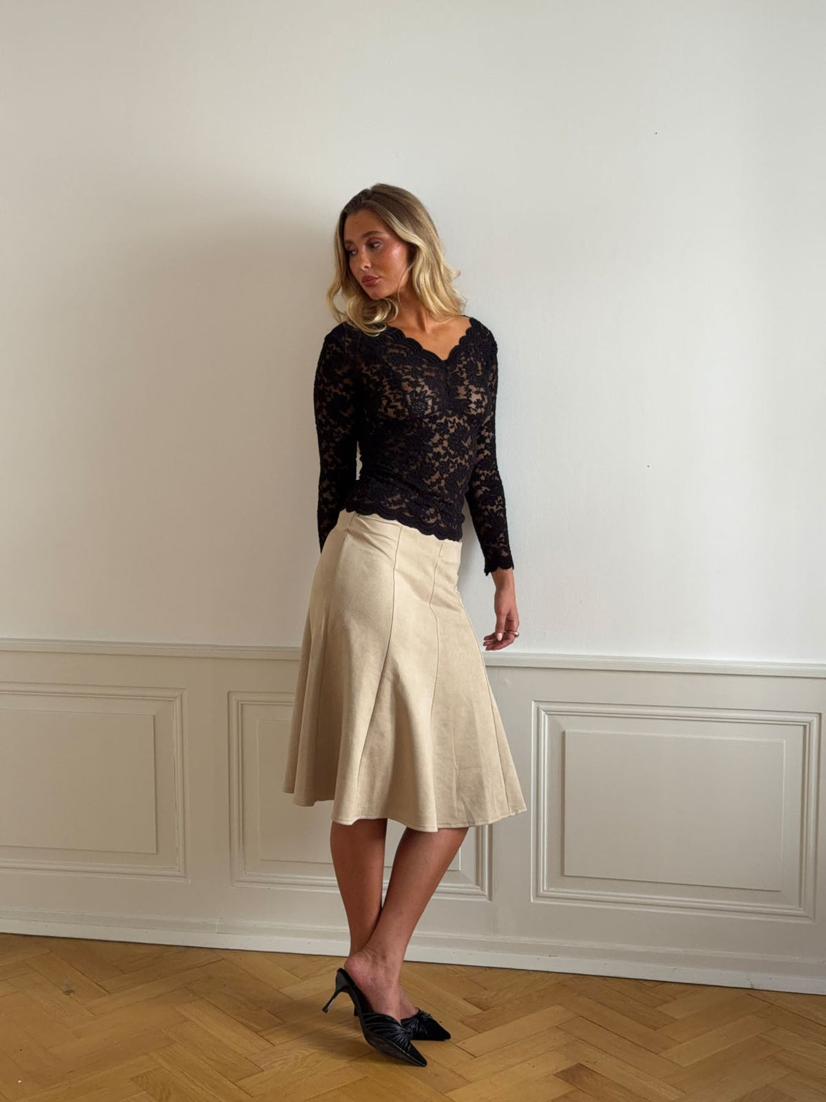 Bodil long sleeve lace blouse - Black